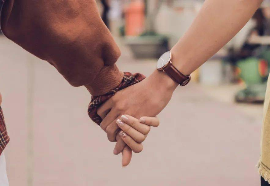 深圳本地私家侦探：异地感情能维持多久